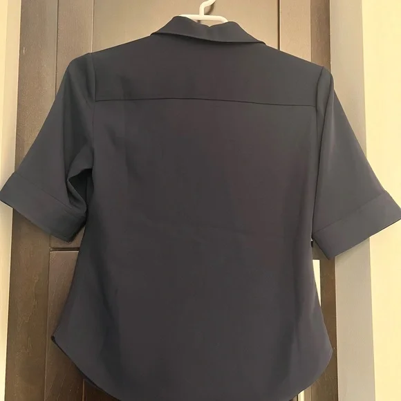 Aritzia Bello Button Up Blouse - Picture 3 of 3